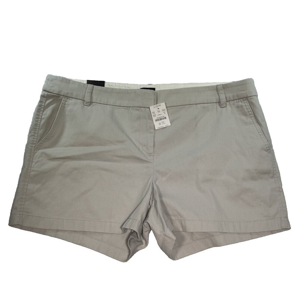 J Crew Women's Shorts 3.5 Inches Inseam classic Chino Light Beige color Size16
